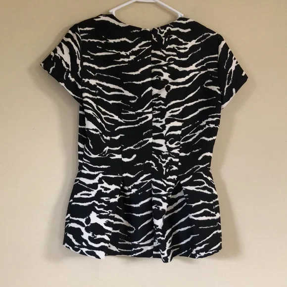 CH black and white fashion top